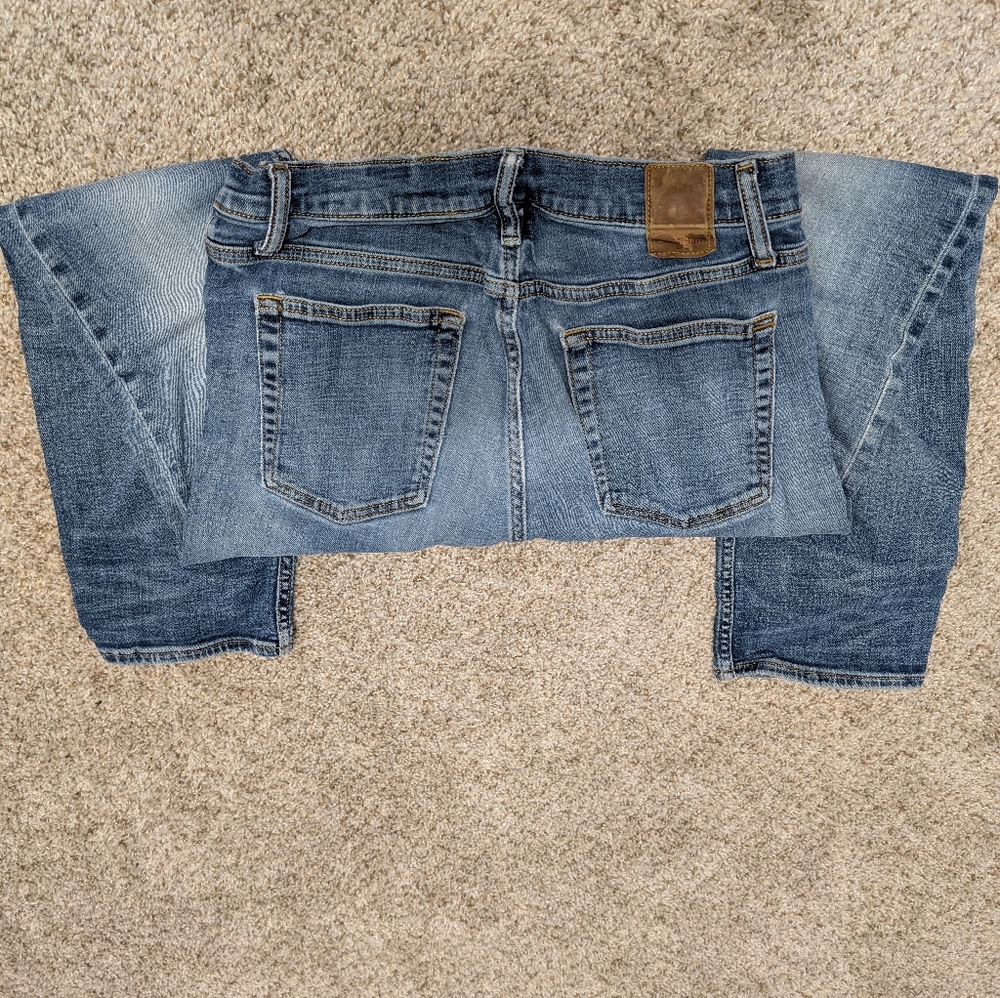 Classic Ripped Jeans - Picture 2 of 6